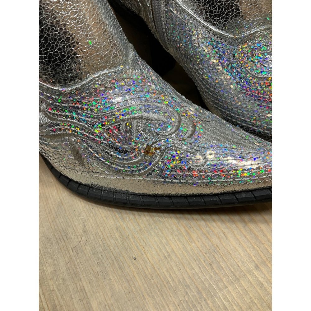 US9 Silver Sequin Faux Leather Party Western Boots NEW with minor marks - Picture 3 of 10